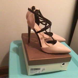Only Maker Size 14 T-strap pumps